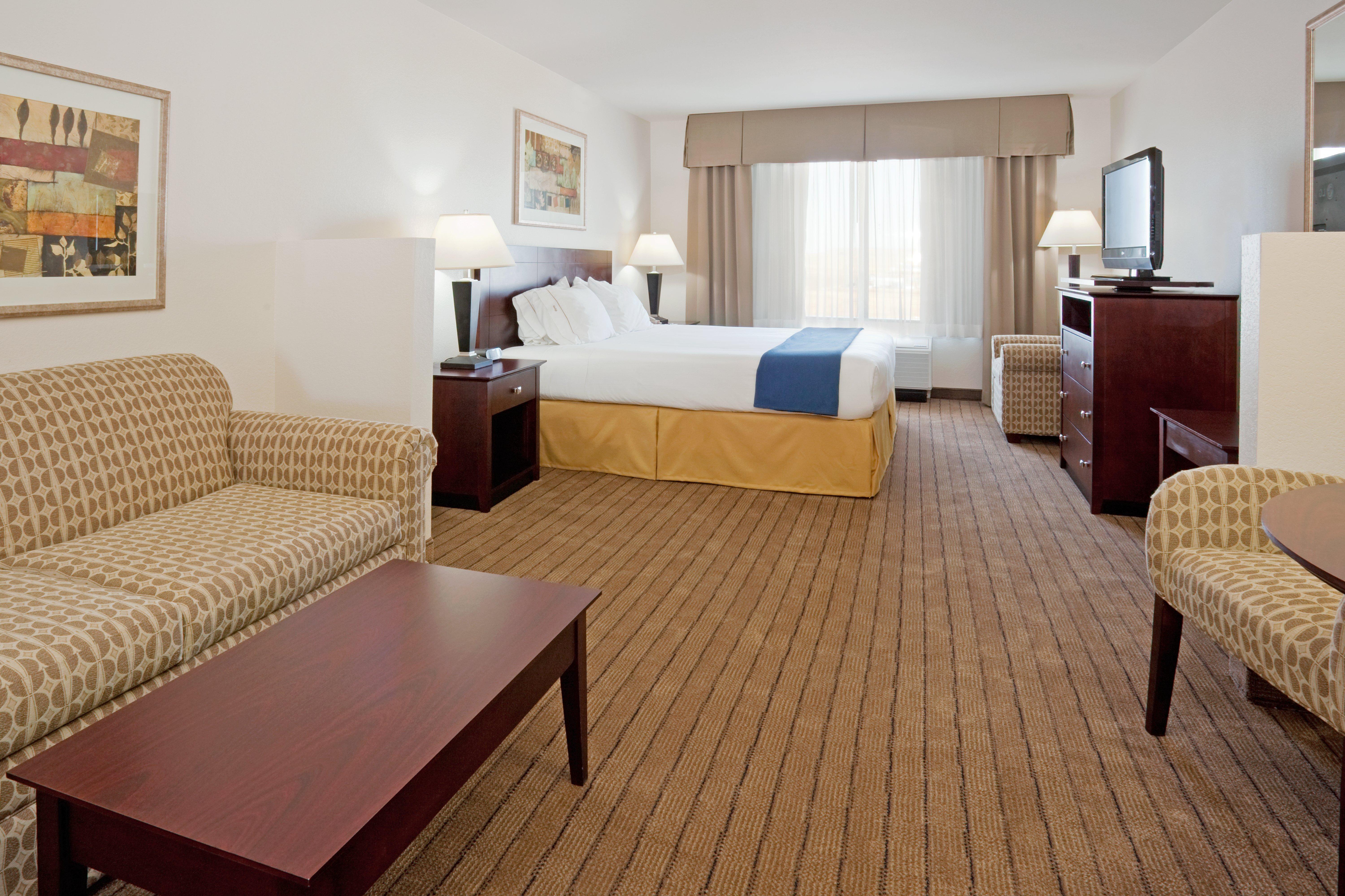 Holiday Inn Express & Suites Buffalo, An Ihg Hotel מראה חיצוני תמונה