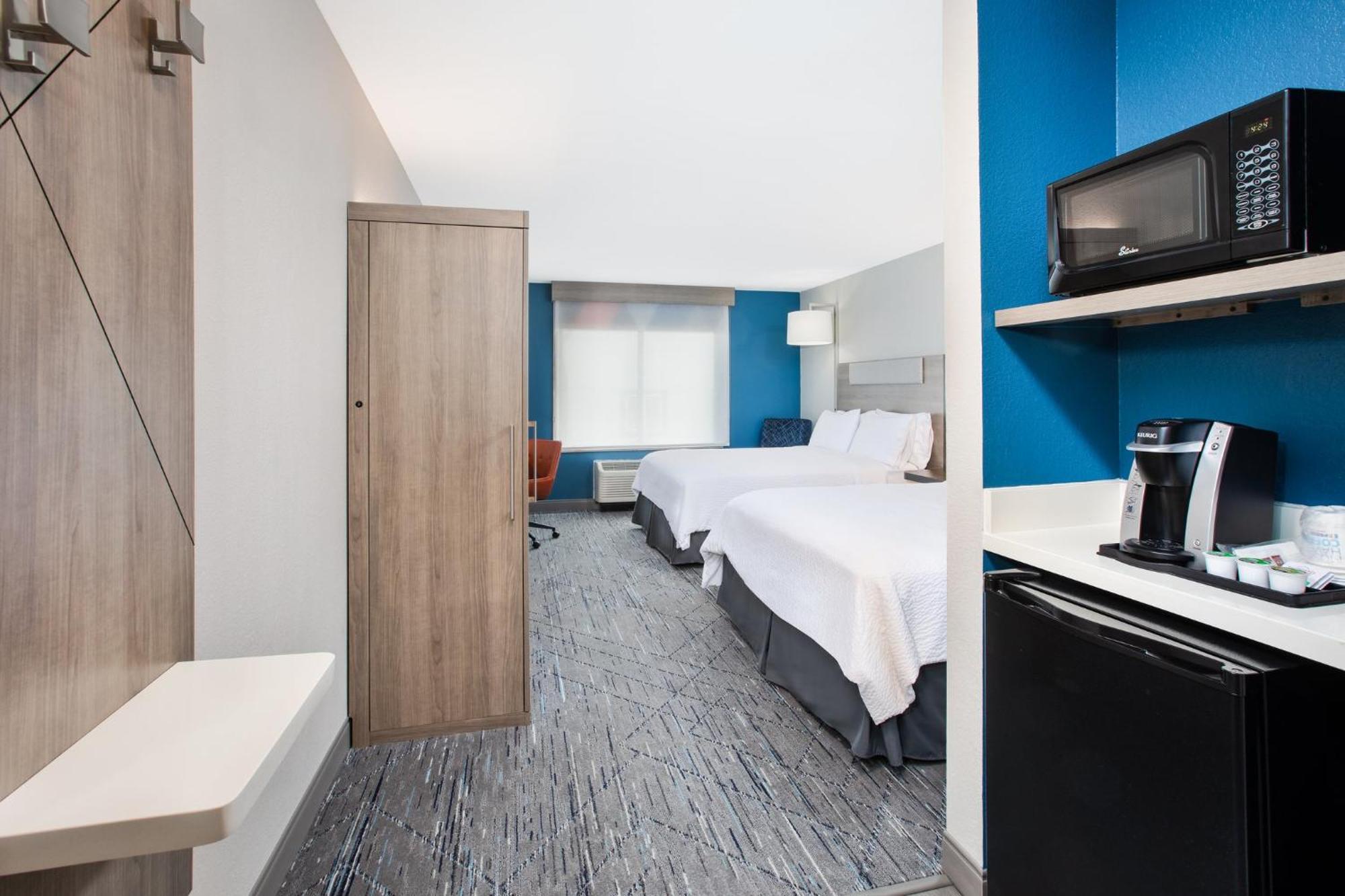 Holiday Inn Express & Suites Buffalo, An Ihg Hotel מראה חיצוני תמונה